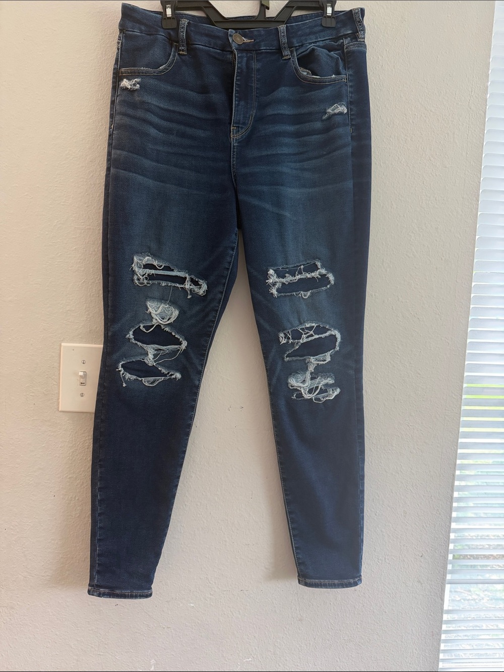 American Eagle Outfitters Dark Blue Distressed Skinny Jeans